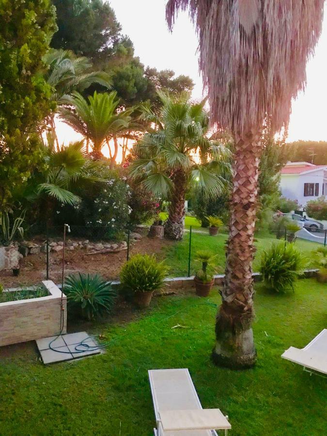 Villa Ro Porto Columbu - Perd'E Sali Екстер'єр фото