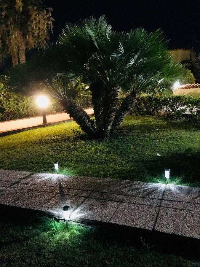 Villa Ro Porto Columbu - Perd'E Sali Екстер'єр фото